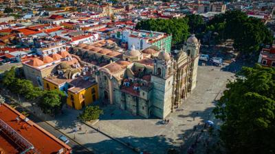 oaxaca mexico ciudad edificios scaled en 