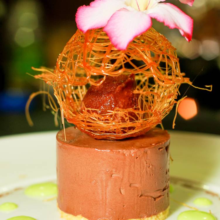 tonys-bistro